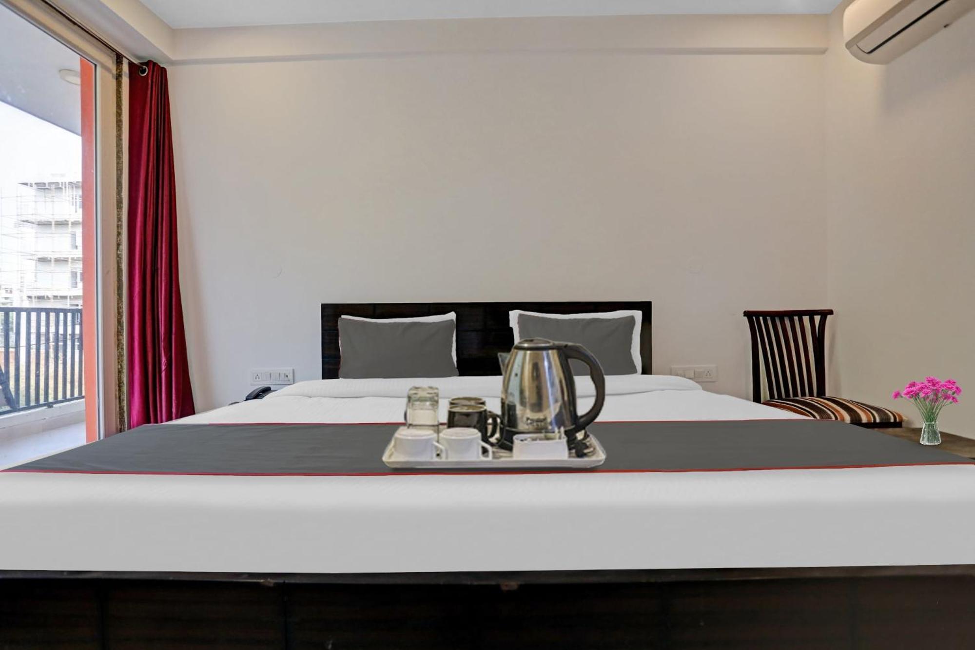 Hotel O The Grand Palm Γκουργκάον Εξωτερικό φωτογραφία