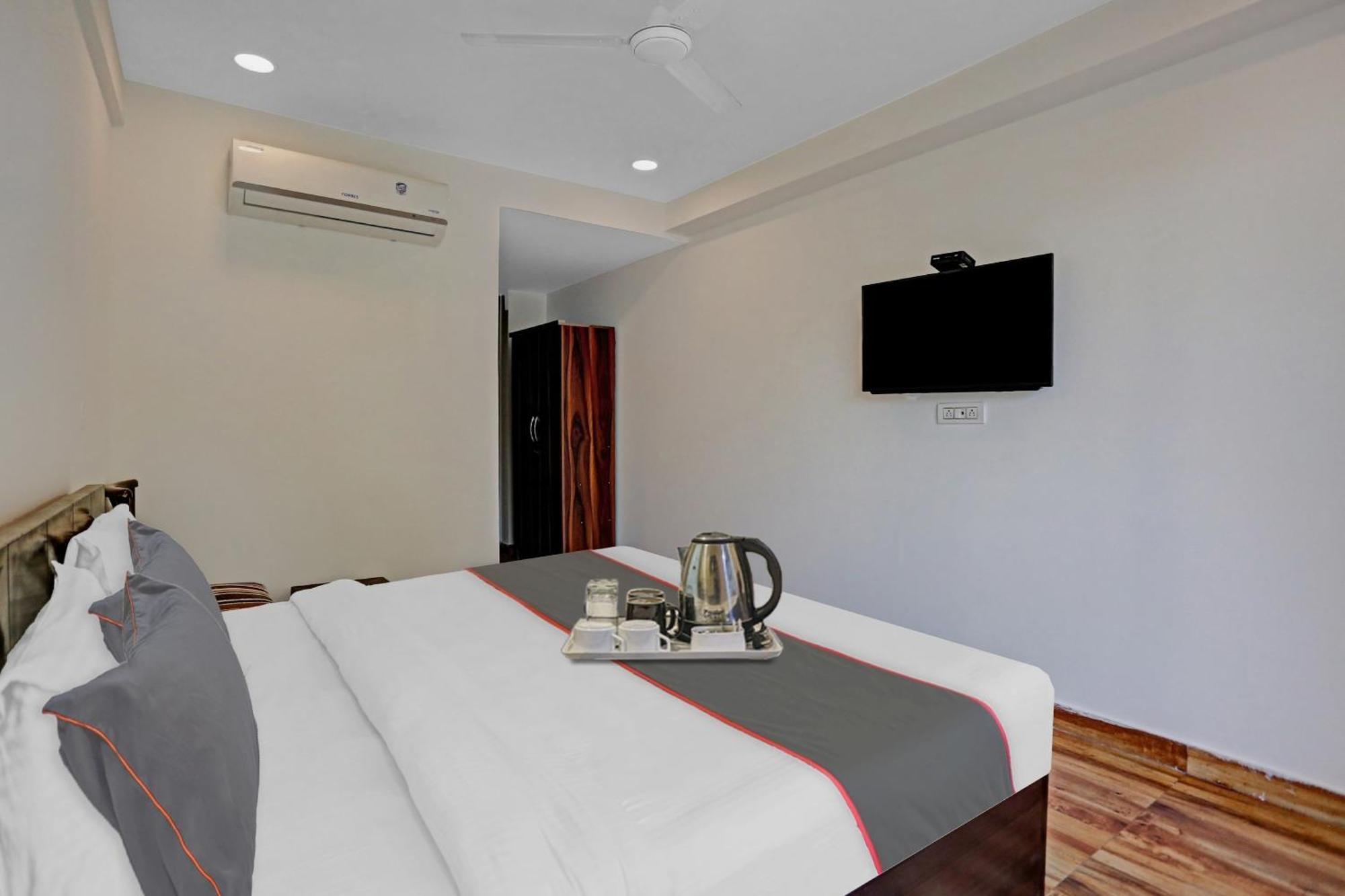 Hotel O The Grand Palm Γκουργκάον Εξωτερικό φωτογραφία