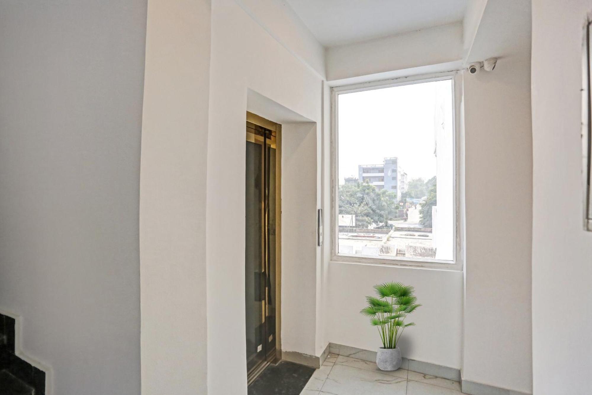 Hotel O The Grand Palm Γκουργκάον Εξωτερικό φωτογραφία